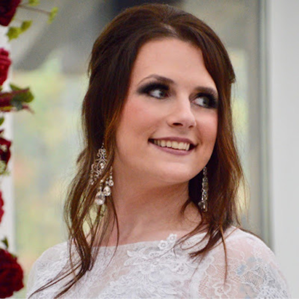 Meet your Posher, Naomi